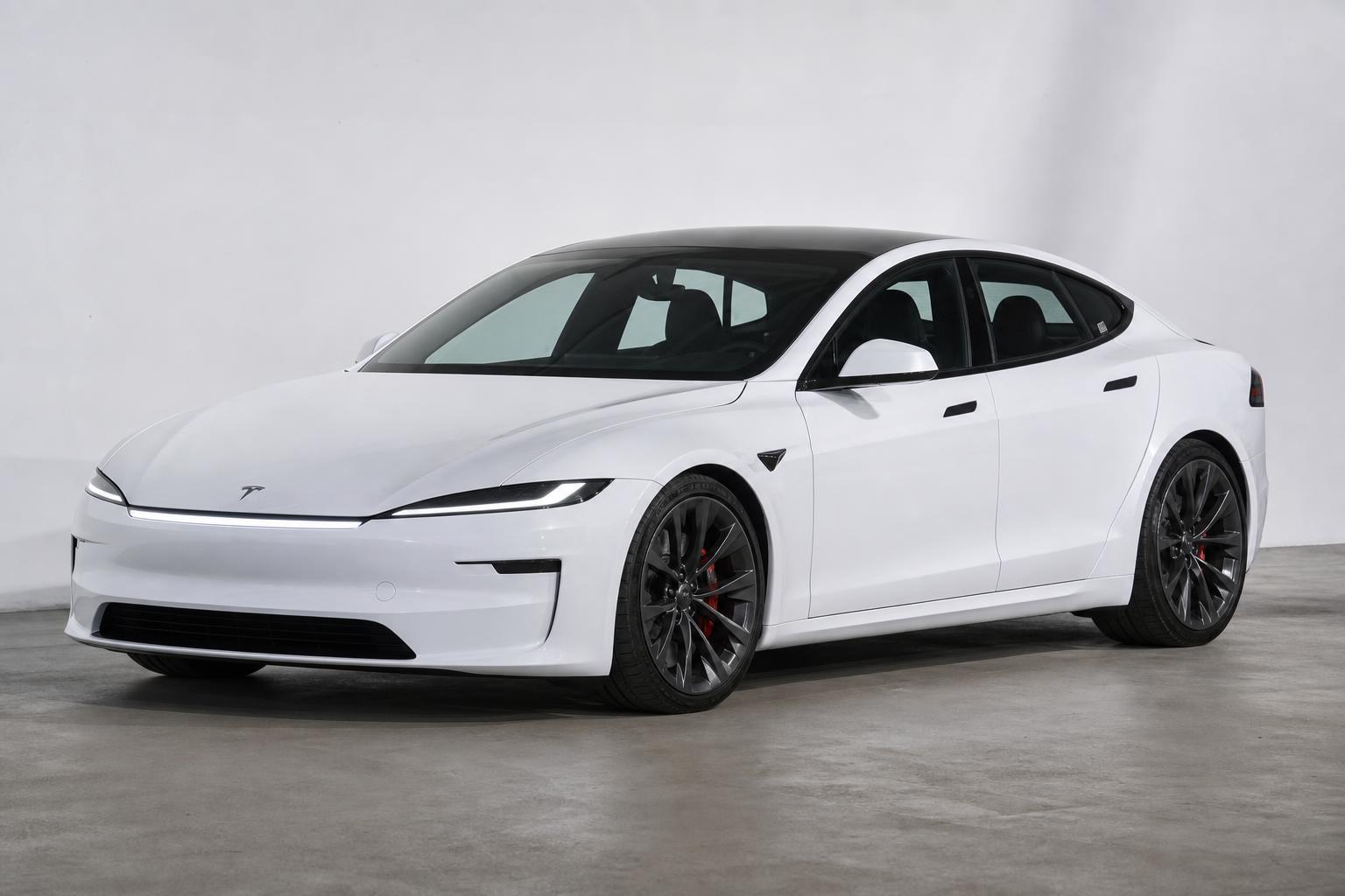 Tesla Model S Plaid